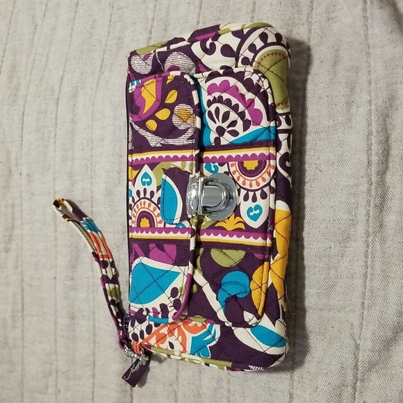 Vera Bradley Wristlet - Picture 1 of 4